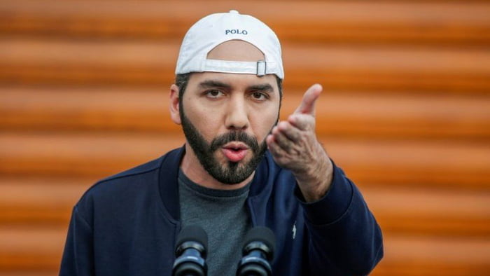 Leader of El Salvador Nayib Bukele `The Coolest Dictator`, has put over 70,000 gang members in jail and cut the country’s murder rate by 92%. More in comments