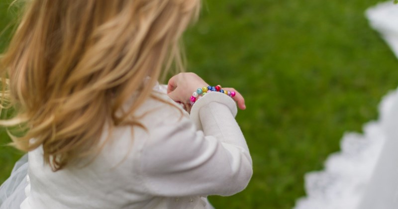 ‘Watch. Your. Kids’: Entitled mom lets 4-year-old run wild at wedding and grab a chunk of cake, balks when bride flips out