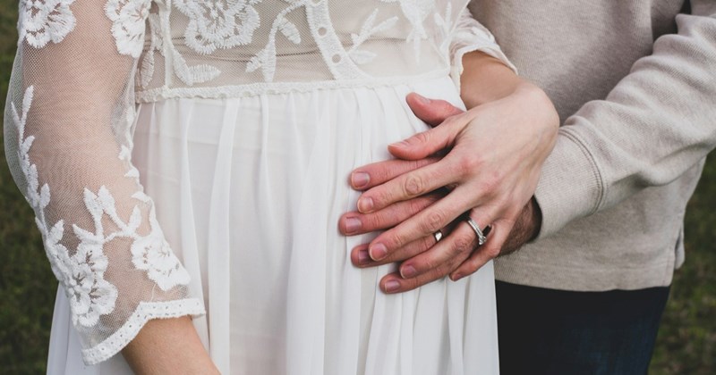 29-year-old bride refuses to let sister’s 6-month-old newborn attend her wedding ceremony, chews her out when she declines to attend: ‘She feels like I’m putting our baby above her wedding’