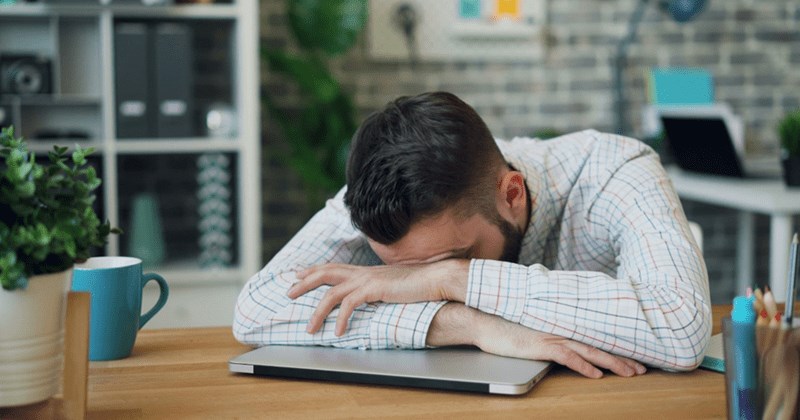 Dedicated employee ponders leaving job after getting skipped for promotion in favor of external candidate: ‘I have been at my job for 2 years, going above and beyond every single day’