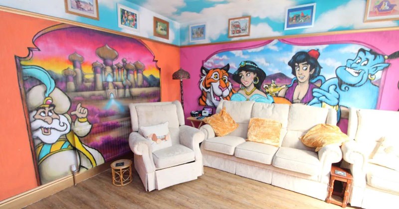 Disney family sells hideous Disney-themed house for $237K, complete with tacky spray-painted walls featuring Aladdin and friends: ‘Ideal someone who enjoys painting and decorating’