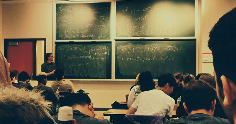 Math teacher only allows students 1 bathroom pass per week, gives them extra credit if they don’t use the restroom at all: ‘Both the rule and the reward are problematic’