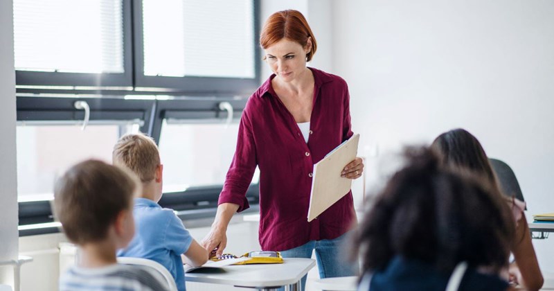 Assistant principal bans teachers from failing kids, insists they give students A’s or B’s instead of F’s: ‘If they know the material but don’t turn in any work, then they should have an A or B in your class.’