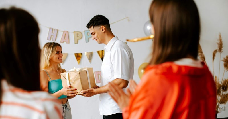 17-year-old walks out of his birthday party after his mom gave him a gender reveal of his unborn siblings as a birthday present: ‘Everyone was saying I’m a spoiled brat for walking off’