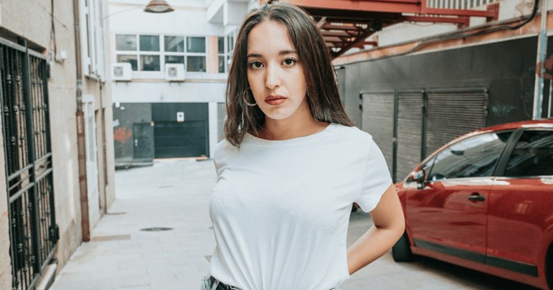Entitled dad expects 19-year-old daughter to babysit 3 half siblings under 5, flips out when she refuses: ‘I’m not your backup mom’