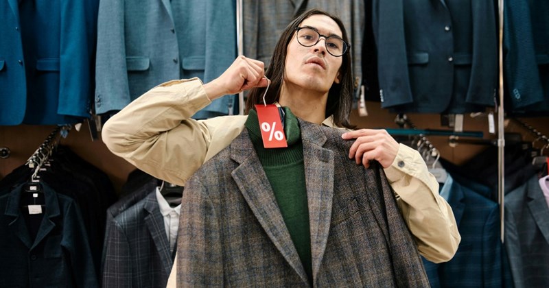‘[He] decided to become a tortured artist overnight’: Friend calls out dude who constantly switches up style, he gets angry at them for making him seem ‘fake’