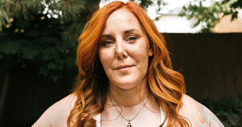 Woman calls out her creepy sister who married 3 widowers with kids in a row to fulfill her dream of being a mom, much to the amusement of her 14 and 16-year-old stepchildren: ‘I told [my dad] she won’t ever be our mom and her sister was right’