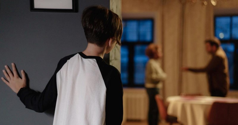 10-year-old son overhears his parents talking about how they love each other more than they love him, 8 years later he decides to cut contact: ‘Leave me alone’